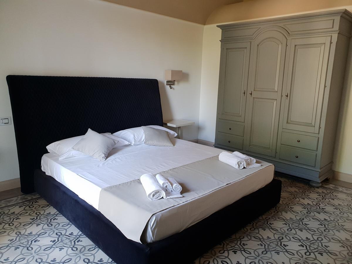 Villa Natia Mottola Extérieur photo
